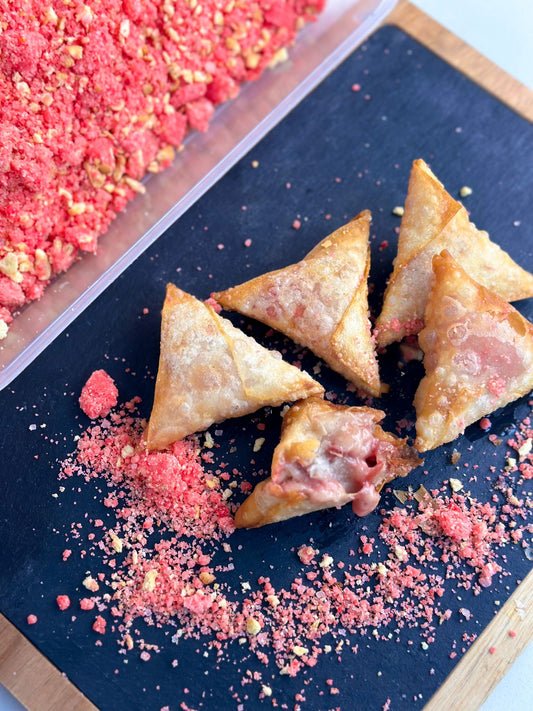 Strawberry Cheesecake Samosas